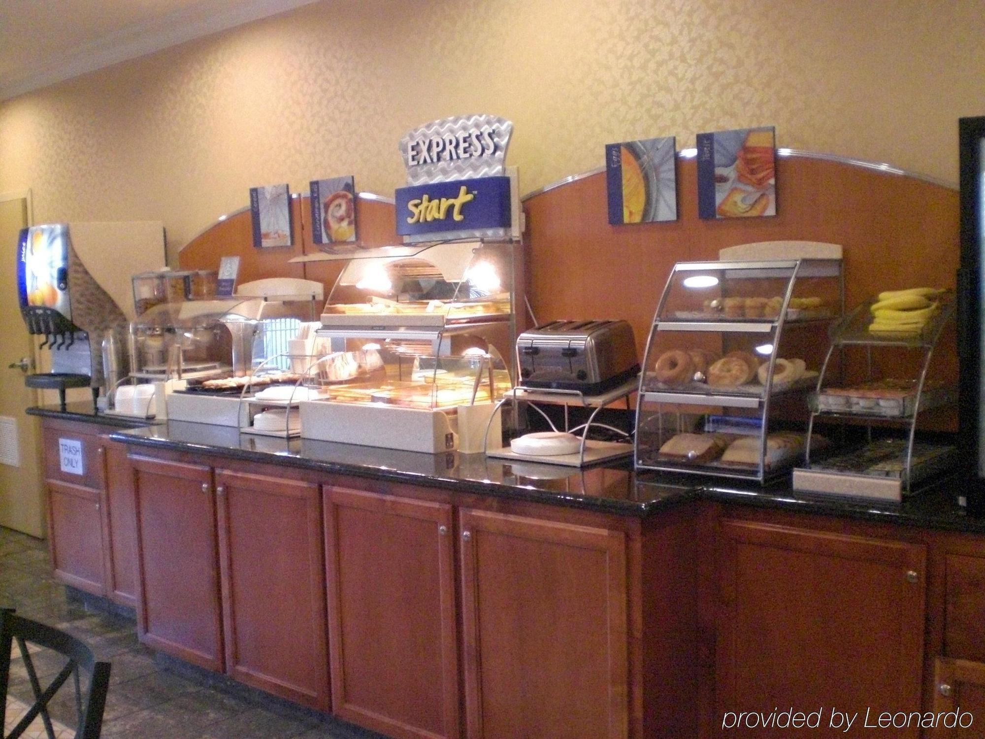 Holiday Inn Express Windsor Sonoma Wine Country By Ihg Restaurante foto